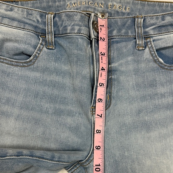 AEO Light Blue Women's Jeans - Picture 4 of 10